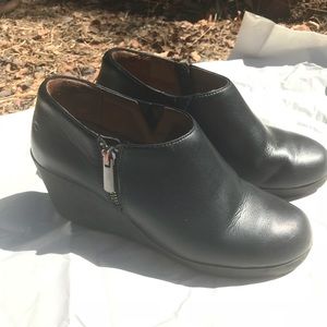 Shoes For Crews Black Wedges Size 7 Slip/Oil Safe